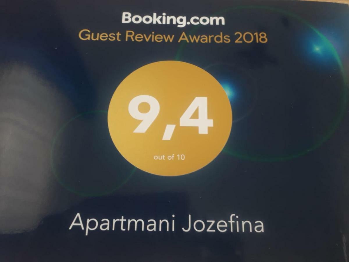 Apartmani Jozefina 奥米沙利 外观 照片
